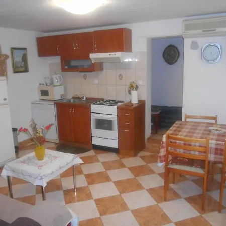 14 Apartament Kožino
