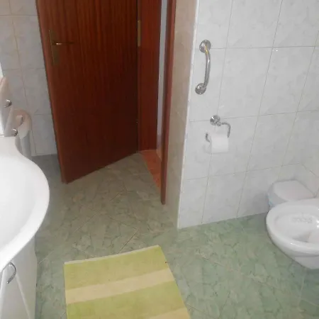 Apartament 14 *